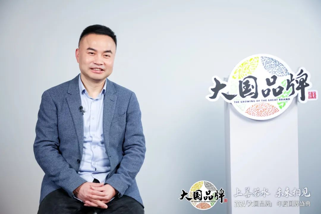 空氣能,太陽(yáng)能,熱水器